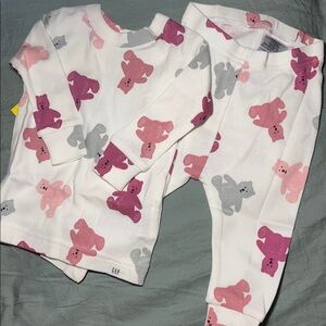 NWOT pj’s BabyGap Organic Cotton 2pc